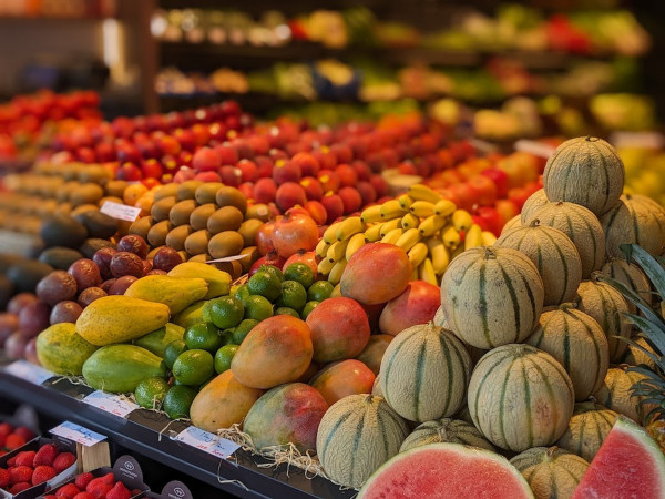 Weg van de chaos vind je deze delicatessenzaak: "Klanten komen hier hun eigen producten aanbieden"