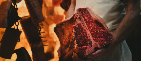 Keurslager Miet Claesen: "Beperk je vleesinname, maar ga dan all-in op kwaliteit"