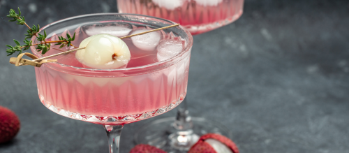 Martini-lychee met cranberrysap